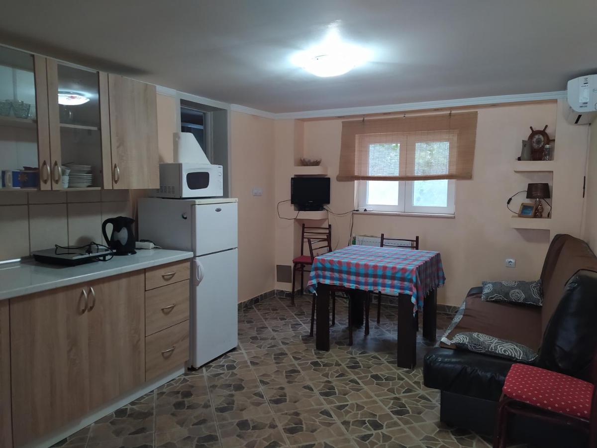 Monoliza Apartment
